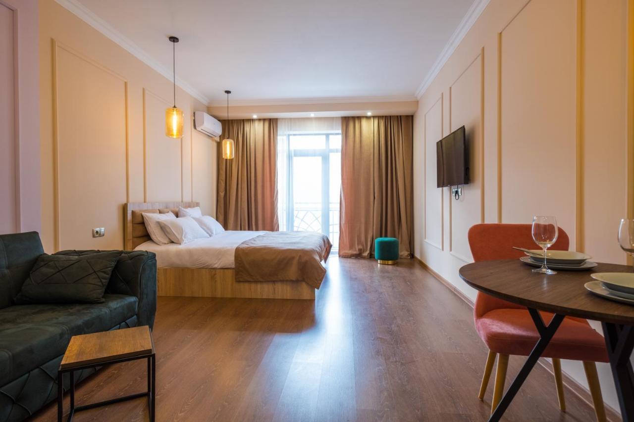 Iren River Side Apartments Тбилиси Екстериор снимка