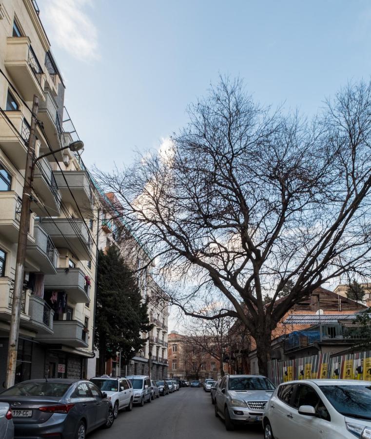 Iren River Side Apartments Тбилиси Екстериор снимка
